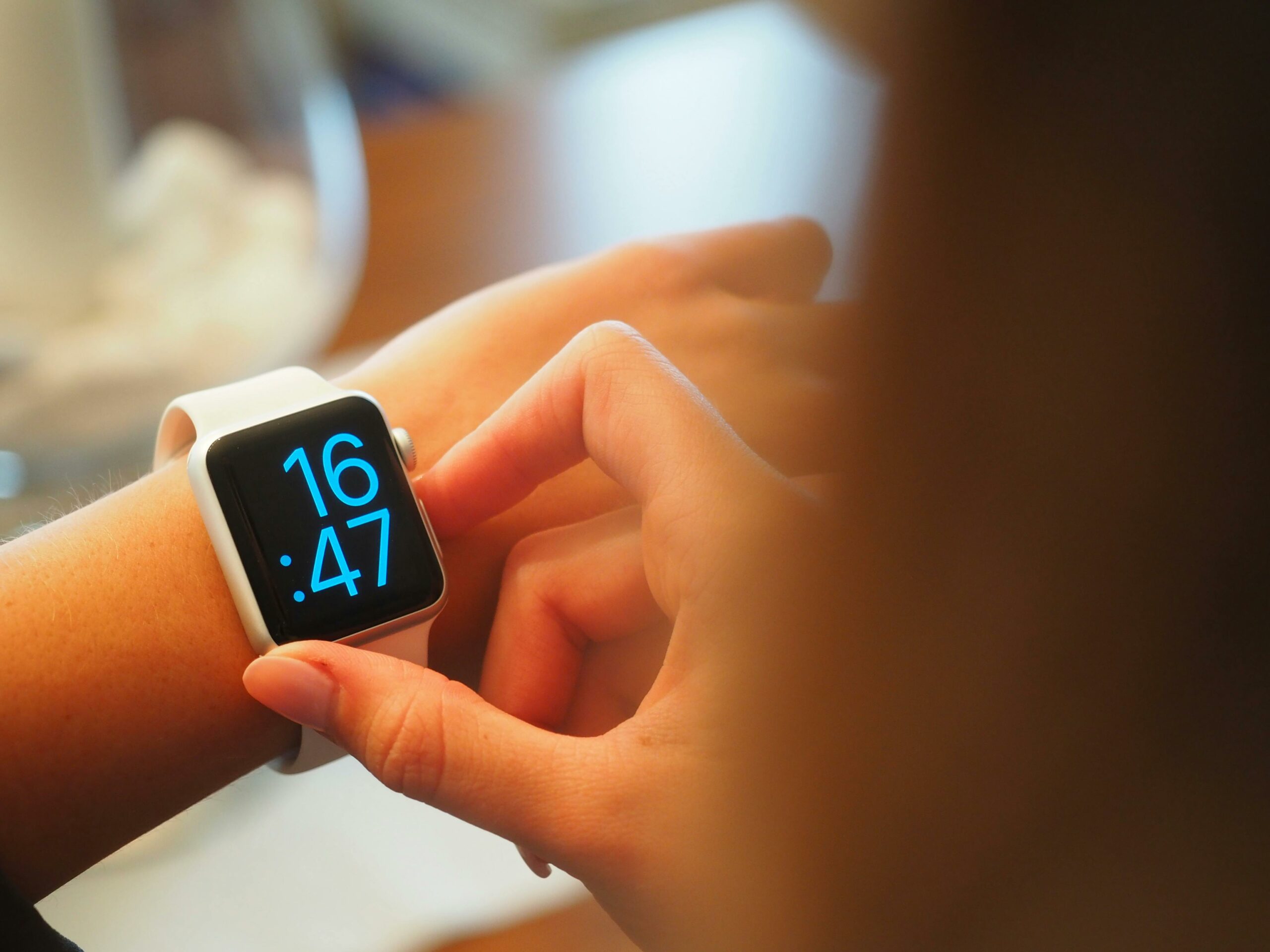 Your Wrist on Watch: Could a Smartwatch Reveal Huntington’s Disease Symptoms?
